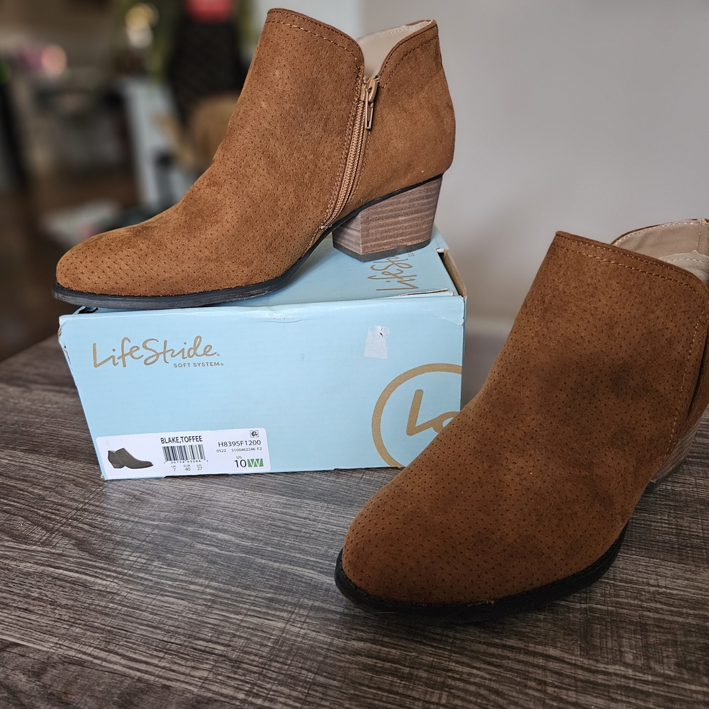 Life Stride Women's Toffee Ankle Boots Sz 10